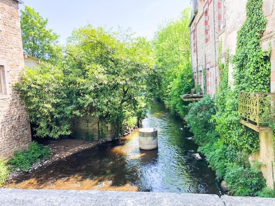 Nouveau ** Le Raffine Au Coeur De Guingamp ** Parking Esterno foto