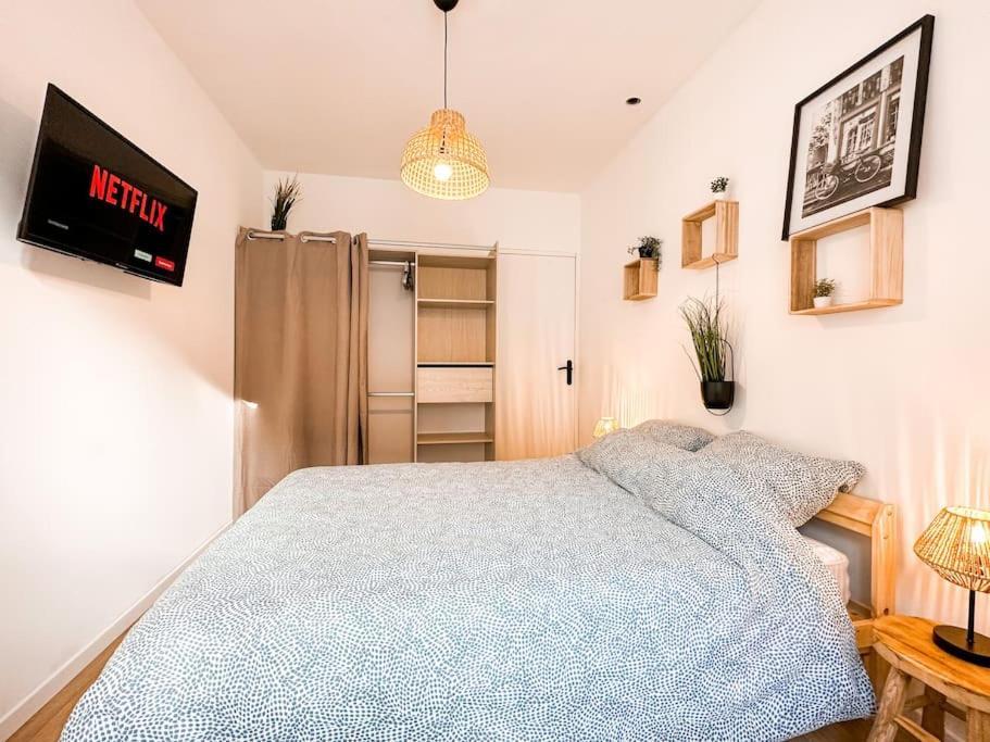 Nouveau ** Le Raffine Au Coeur De Guingamp ** Parking Esterno foto